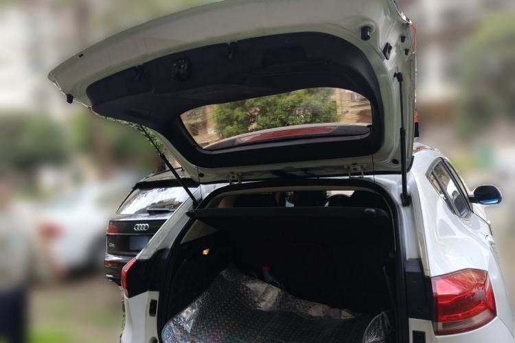 Used Haval H2s 2017 Red-Label 1.5T Dual-Clutch Luxury Model
