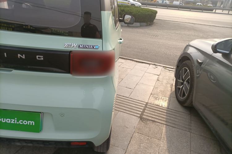 Used Wuling Hongguang MINIEV 2021 Macaron Fashion Edition Lithium-Ion Battery Exterior 3