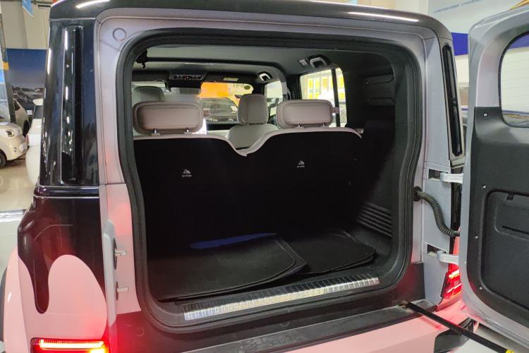 Used iCAR V23 2025 401 Two-Wheel Drive Intelligent Driving Version
