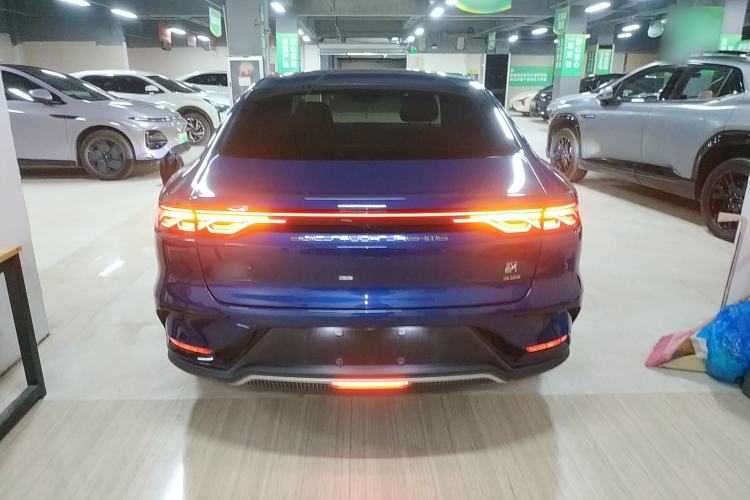 Used BYD Han 2022 EV Genesis Edition 610KM All-Wheel Drive Premium Model
