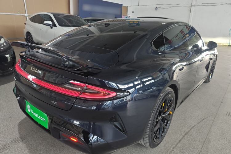 Used Xiaomi Auto SU7 2024 Four-Wheel Drive Ultra-Long Range Advanced Intelligent Driving Max Edition