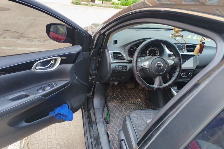 Used Nissan Sylphy 2019 1.6XV CVT Smart Connect Luxury Edition China VI Standard Driver Seat