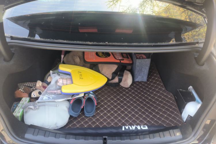 Used BMW 3 Series 2022 325Li M Sport Package Trunk