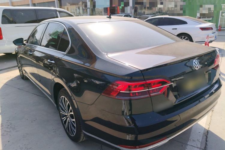 Used Volkswagen Phideon 2019 380TSI Two-Wheel Drive Business Edition China VI Standard
