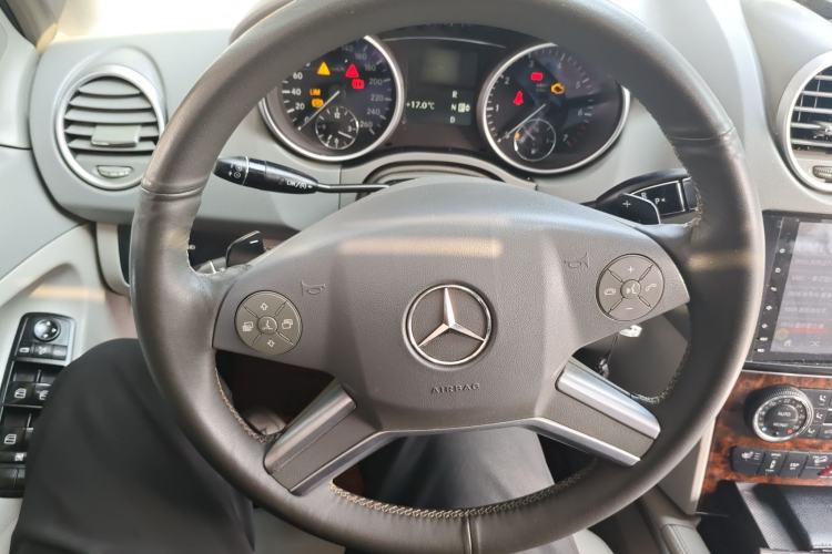 Used Mercedes-Benz M-Class 2010 ML 350 4MATIC Luxury Model