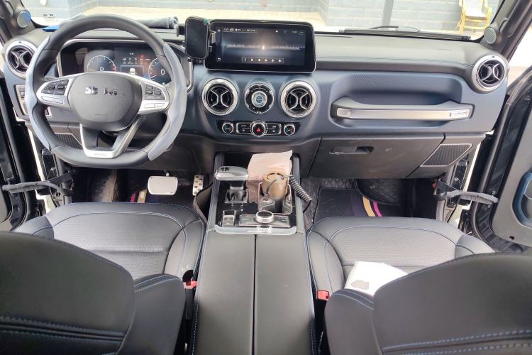 Used BAIC Off-Road BJ40 2020 2.0T Automatic Four-Wheel Drive Urban Hunter Edition Chivalrous Type
