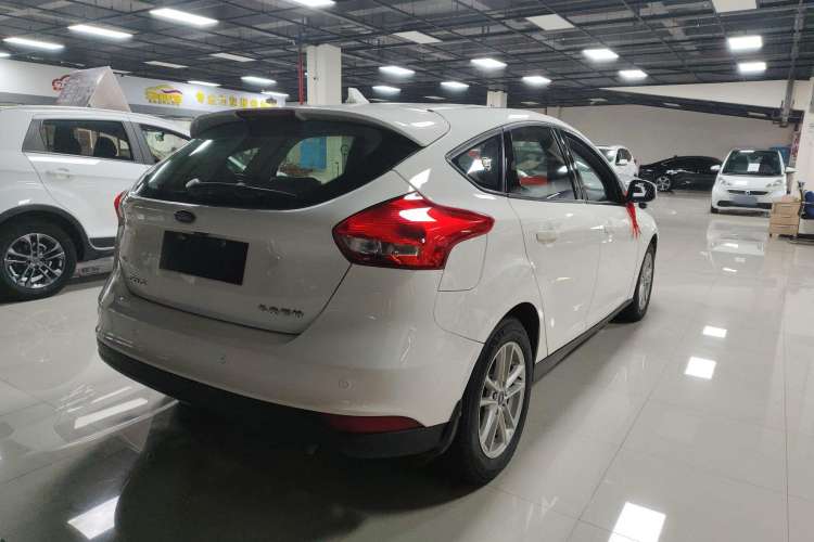 Used Ford Focus 2017 Hatchback 1.6L Automatic Fashion Edition Smart Drive Version