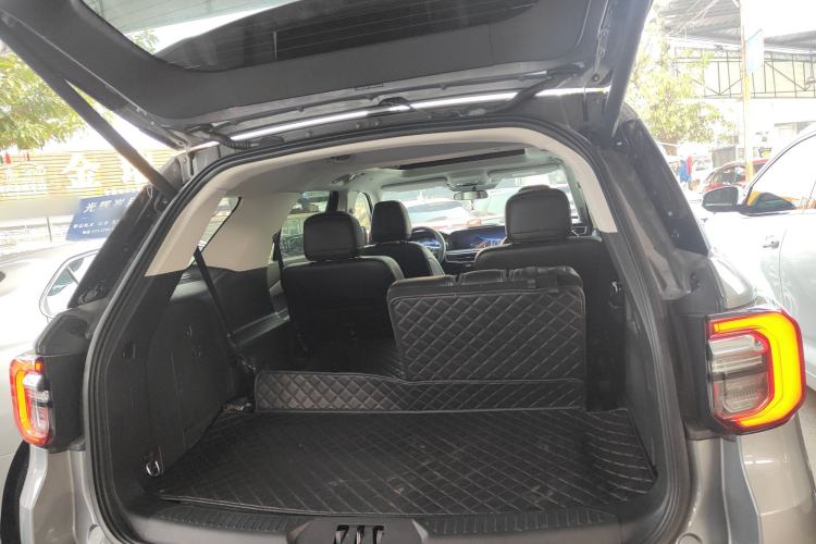 Used Ford Explorer 2024 2.3T EcoBoost Rear-Drive Trend Edition 6-Seater