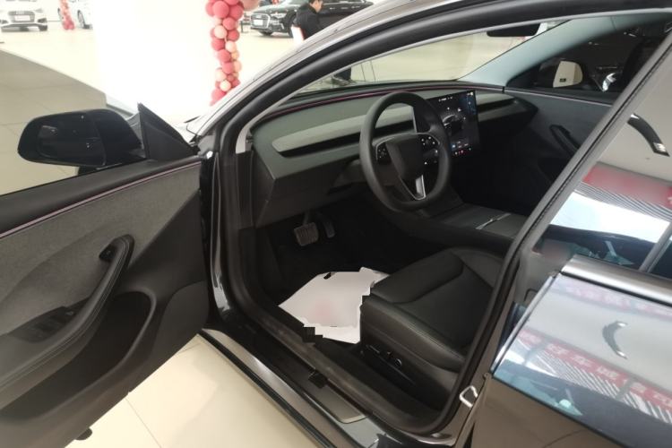 Used Tesla Model 3 2025 Rear-Wheel-Drive Version