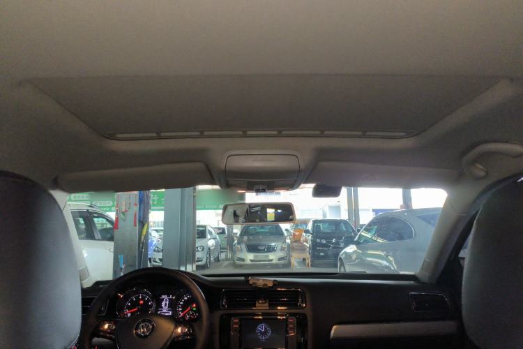 Used Volkswagen Sagitar 2018 280TSI DSG Ignite Edition Headliner