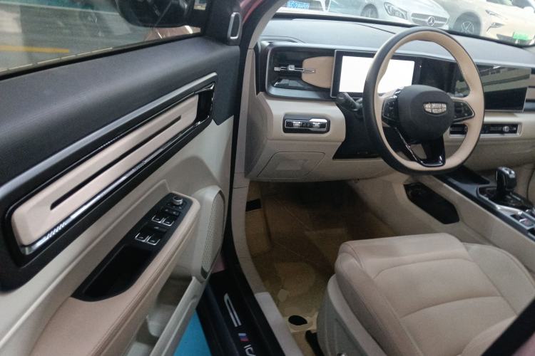 Used Geely Auto icon 2023 1.5TD Chocolate Smoothie Edition
