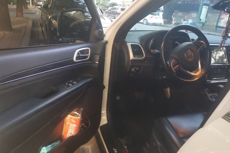 Used Jeep Grand Cherokee 2021 3.0L 80th Anniversary Edition
