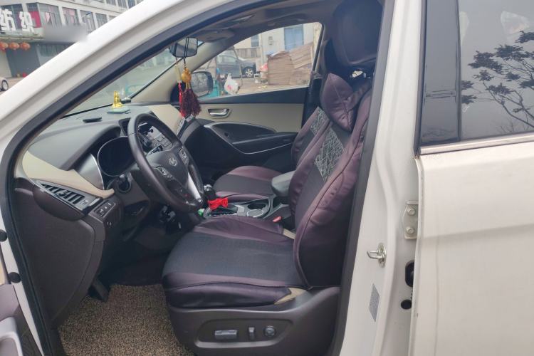 Used Hyundai Santa Fe 2013 2.4L Automatic 2WD Comfort Edition
