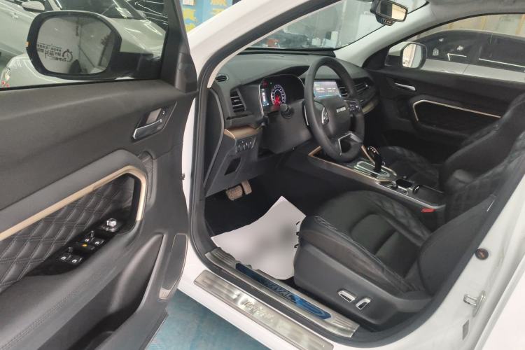 Used Haval H6 2021 1.5 GDIT Automatic Champion Edition Driver Seat