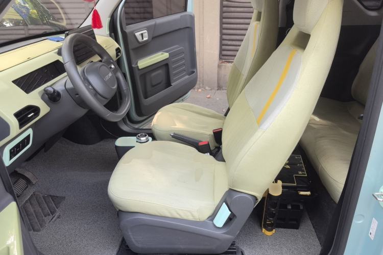 Used Geely Galaxy Panda 2023 Panda Mini 200km Endurance Bear Left Front Seat