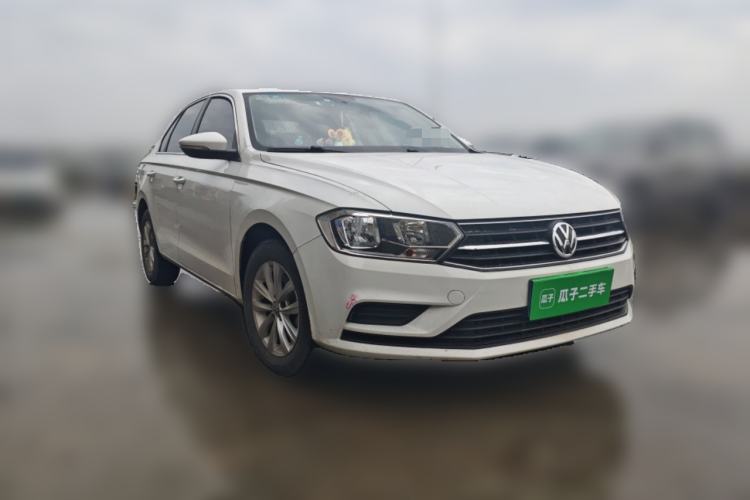 Used Volkswagen Bora 2016 1.6L Manual Fashion Edition Front Right 45 Deg