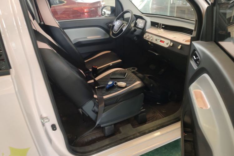 Used Wuling Hongguang MINIEV 2022 Macaron Premium Model – Lithium Iron Phosphate