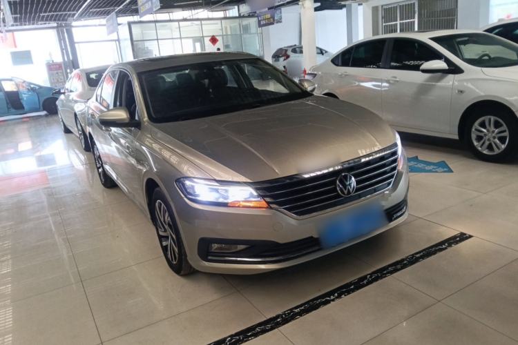 Used Volkswagen Lavida 2022 1.5L Automatic Vision Edition Front Right 45 Deg