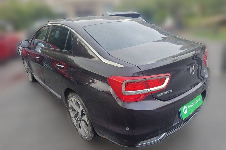 Used DS 5LS 2016 1.8T Luxury Edition THP200