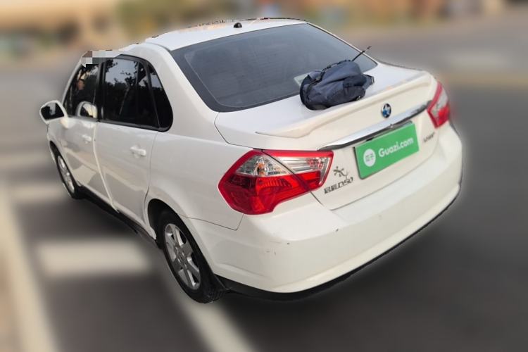 Used Venucia D50 2015 1.6L Manual Fashion Edition
