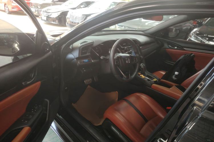 Used Honda Civic 2021 HATCHBACK 220TURBO CVT Trendy Cool Edition