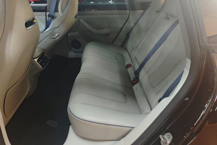 Used Hima Luxeed S7 2025 855 km Max