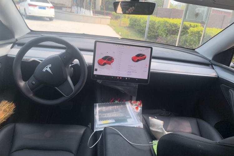 Used Tesla Model Y 2024 Rear-Wheel-Drive Version
