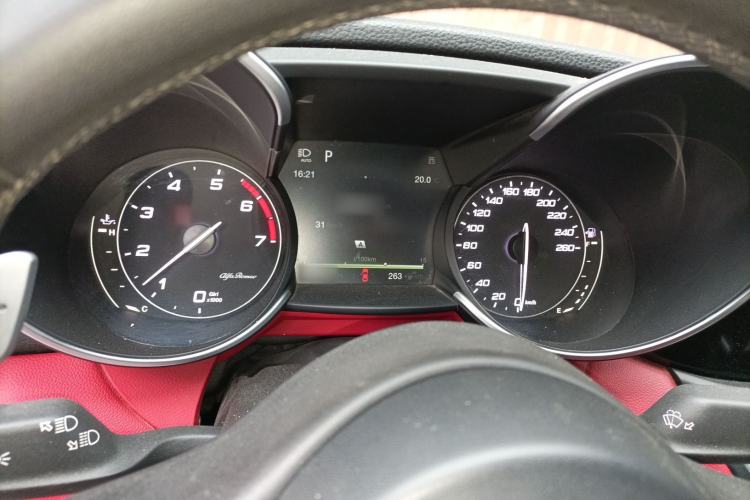 Used Alfa Romeo Giulia 2017 2.0T 280HP Luxury Edition