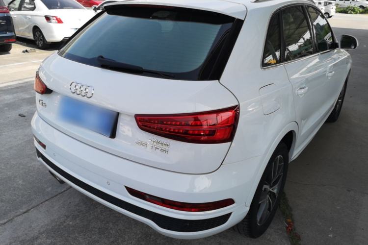 Used Audi Q3 2018 35 TFSI Fashion Edition Collector's Model Rear Right 45 Deg