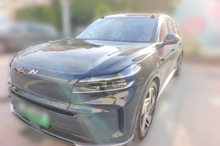 Used ONVO Luxeed L90 2025 Model—Ultra Six-Seater Version