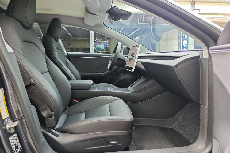 Used Tesla Model 3 2023 Rear-Wheel-Drive Version