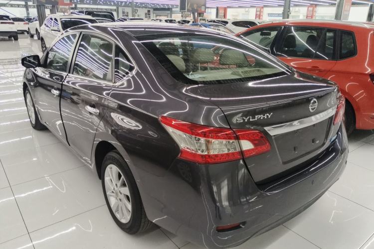 Used Nissan Sylphy 2014 1.6XV CVT Deluxe Edition
