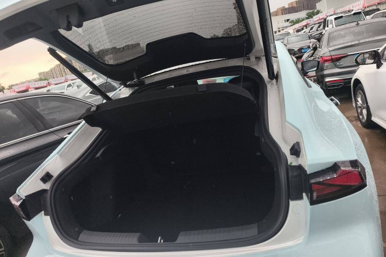 Used Changan UNI-V 2022 1.5T Prestige Version