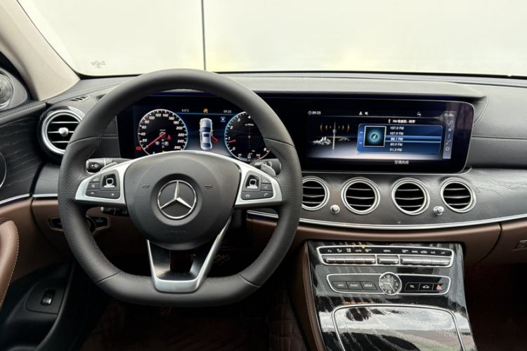 Used Mercedes-Benz E-Class 2018 Facelift E 200 L Sport 4MATIC