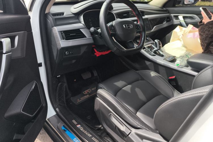 Used Geely Auto Emgrand X7 Sport 2021 Million Edition 1.8TD DCT Two-Wheel Drive Comfort Model