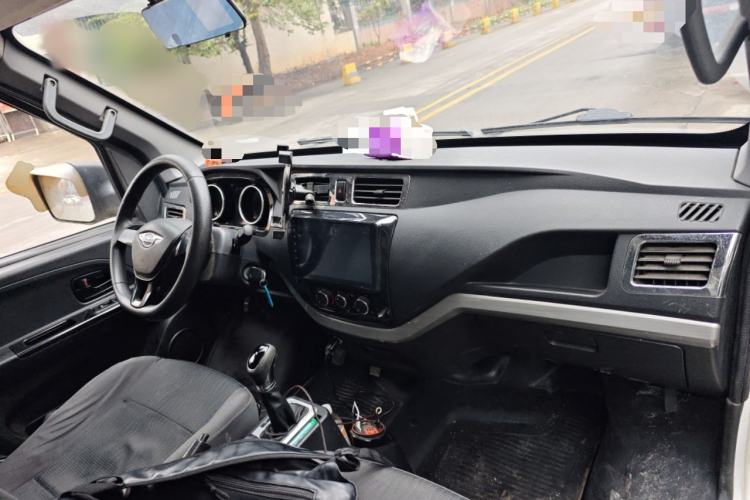Used Foton Skyworth EV6 2023 Fast-Charging Version
