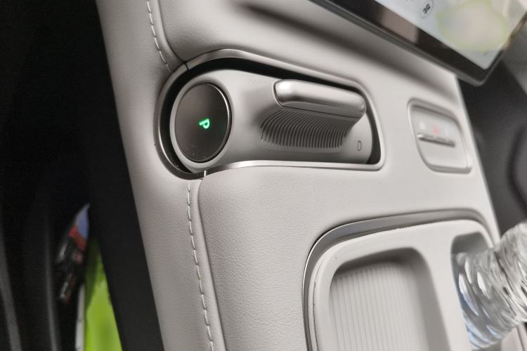 Used Nio ES6 2024 75 kWh
