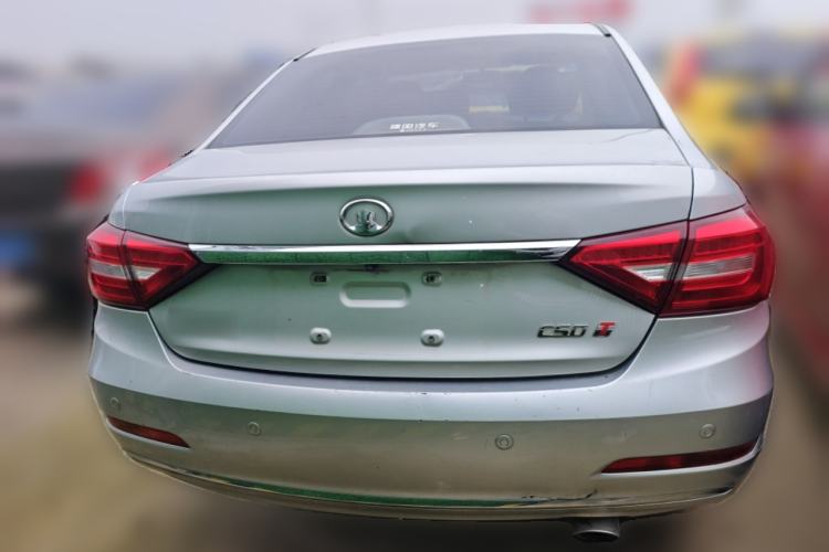 Used Great Wall C50 2014 Upgraded Model 1.5T Manual Fashion Edition Rear