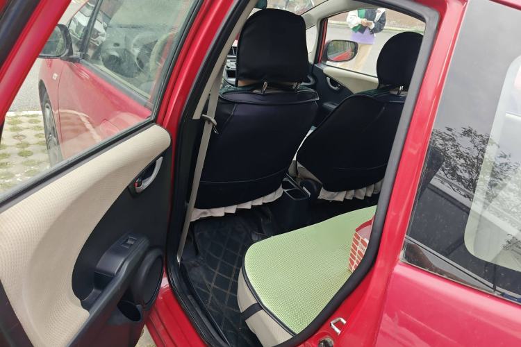 Used Honda Fit 2011 1.3L automatic comfort version