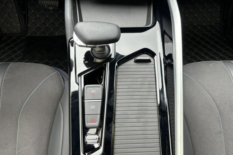 Used Geely Auto Preface 2025 Dongfang Yao 2.0TD Jin Chao Edition
