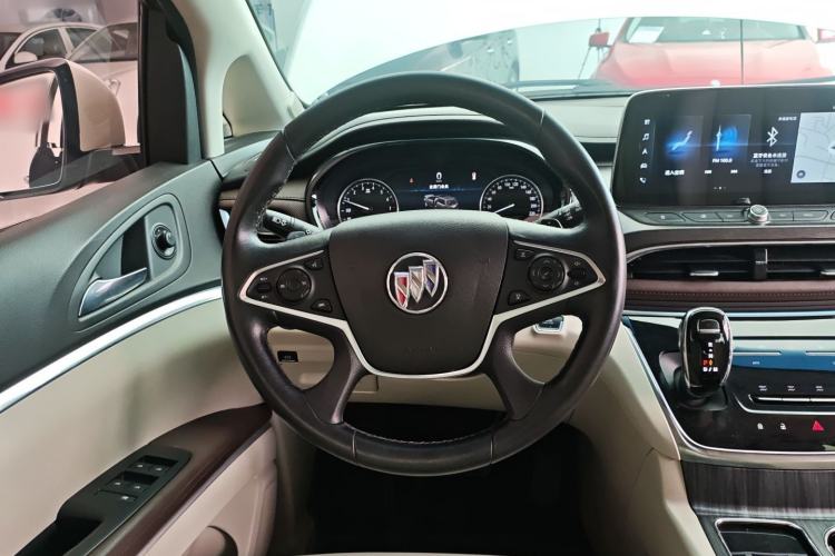 Used Buick GL8 2021 Land Cruiser Executive 652T Premium Model
