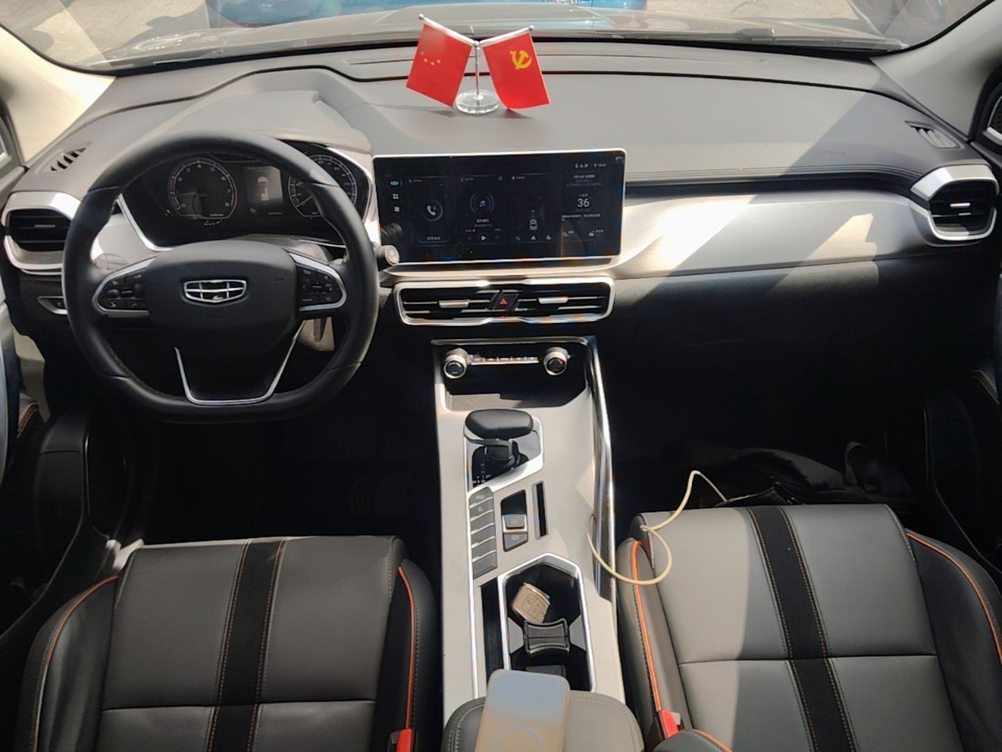 Geely Auto Coolray 2023 1.5T DCT Platinum Edition — снимка 12