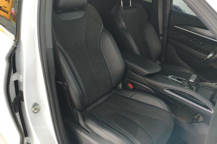 Used Geely Auto Monjaro L 2024 2.0TD High-Power Automatic Two-Wheel Drive Skyline Edition