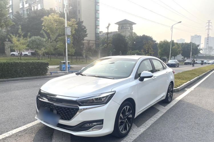 Used BAIC Beijing U7 2019 1.5T CVT New Smart Version China VI Emission Standard