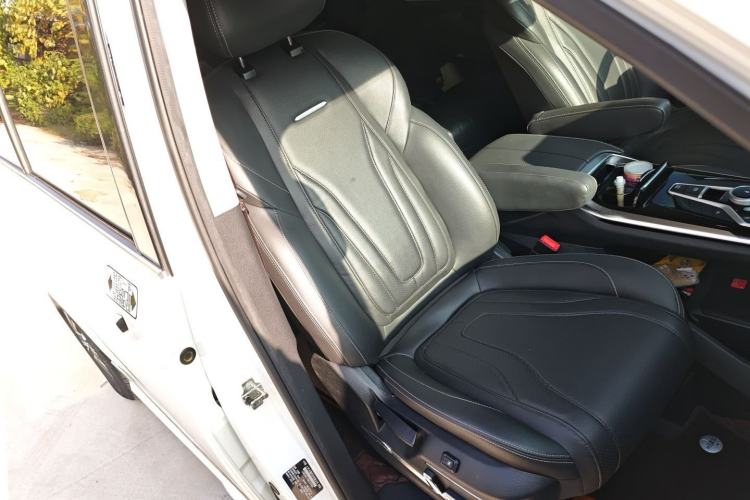 Used SAIC MAXUS G20 2021 Facelifted PLUS 2.0T Gasoline Automatic Luxury Edition