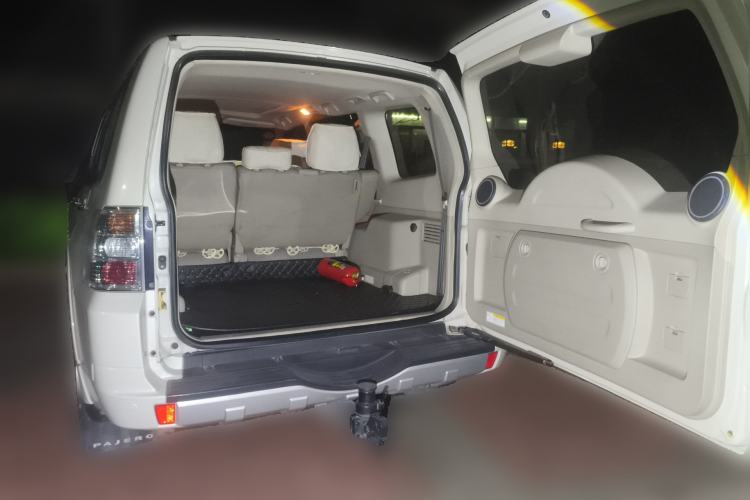 Used Mitsubishi Pajero 2018 V97 3.8L 5-Door GLS Sunroof Dual Differential – Middle East