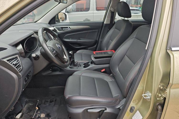 Used Changan CS75 2014 2.0L Manual Luxury Version China IV Standard
