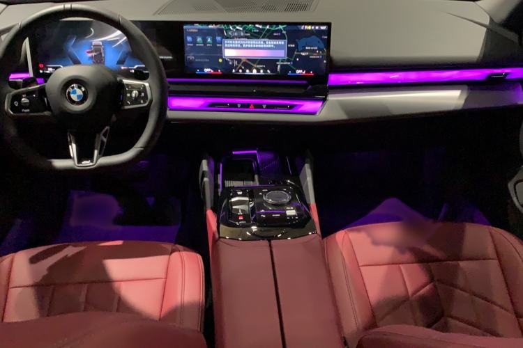 Used BMW 5 Series 2025 530Li Leading Model M Sport Package Interior 3