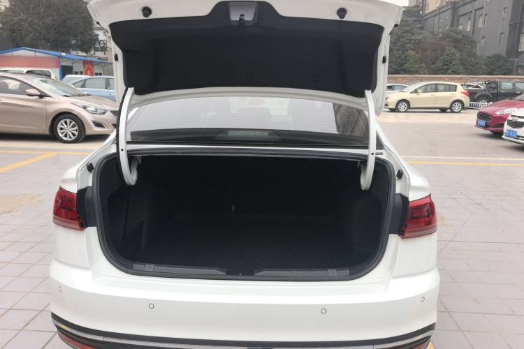 Used Volkswagen Bora 2023 200TSI DSG Comfort Edition
