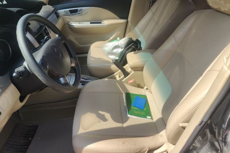 Used Buick Excelle 2011 1.6LX-AT Left Front Seat